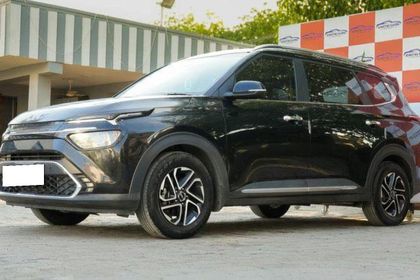 2023 Kia Carens लक्ज़री प्लस DCT