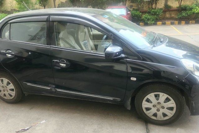 Second-hand 2014 Honda Amaze एस रेनफोर्स्ड i-Vtech for sale in Noida