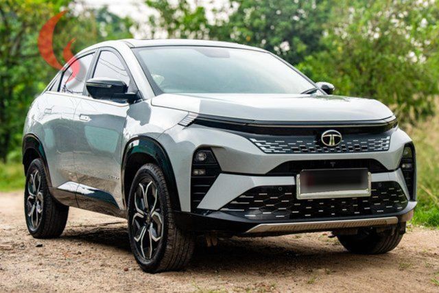 Second-hand 2025 Tata Curvv Creative Plus S Diesel DCA for sale in Kolkata