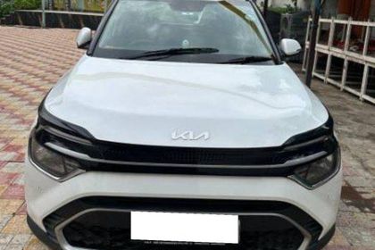 2024 Kia Carens प्रेस्टीज Opt