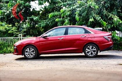 2023 Hyundai Verna SX IVT Opt
