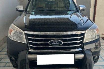 2012 Ford Endeavour 3.0L 4X4 AT