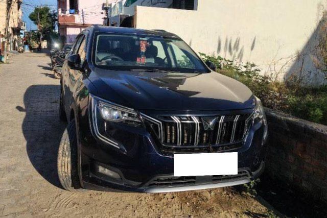 Mahindra XUV700 AX5 7 Str Diesel Second-hand 2023 Mahindra XUV700 AX5 7 Str Diesel for sale in Ambala