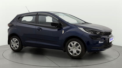 2025 Tata Altroz एक्सएम प्लस