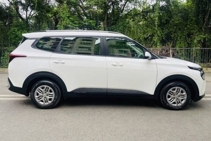 2022 Kia Carens प्रेस्टीज बीएस6
