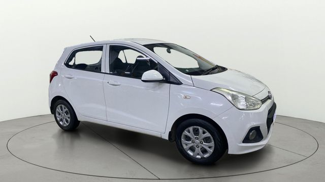 Hyundai Grand i10 Magna Second-hand 2014 Hyundai Grand i10 Magna for sale in Chandigarh