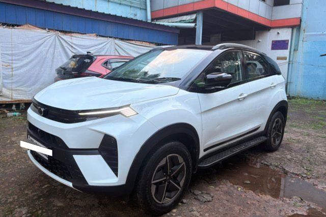Second-hand 2024 Tata Nexon क्रिएटिव प्लस DCA for sale in Kolkata