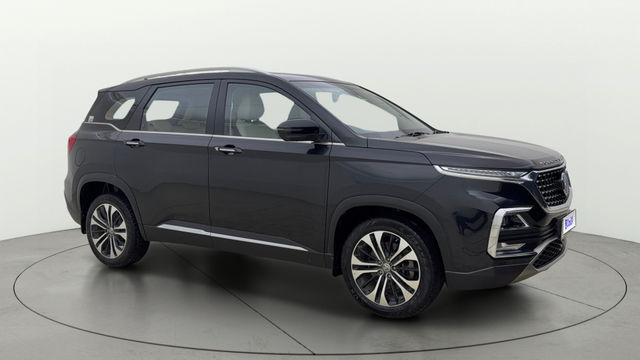 MG Hector Hybrid Sharp MT BSIV Second-hand 2021 MG Hector Hybrid Sharp MT BSIV for sale in Ahmedabad