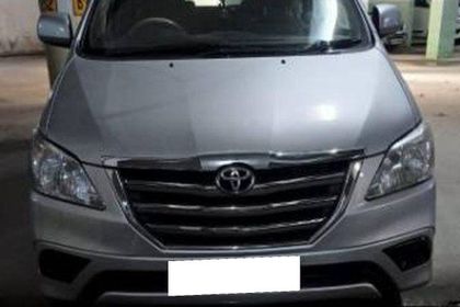 2012 Toyota Innova 2.5 G1 बीएस4