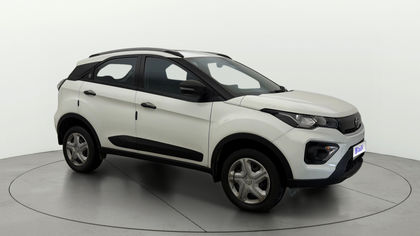 2023 Tata Nexon एक्सएम प्लस एस रेनफोर्स्ड