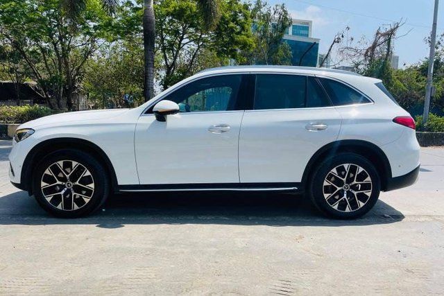 Second-hand 2025 Mercedes-Benz GLC 220डी for sale in Mumbai