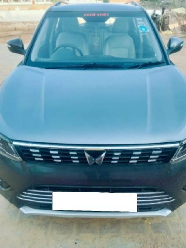 Mahindra XUV300 W8 Opt Second-hand 2024 Mahindra XUV300 W8 Opt for sale in Karauli