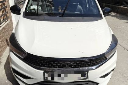 2024 Tata Tiago एक्सटी सीएनजी
