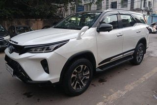 Used Legender 4x4 AT 2023