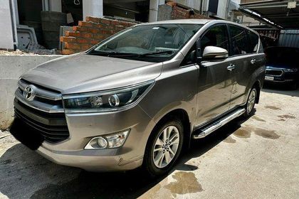 2016 Toyota Innova Crysta 2.4 VX MT 8S BSIV