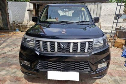 2026 Mahindra Bolero Neo एन8