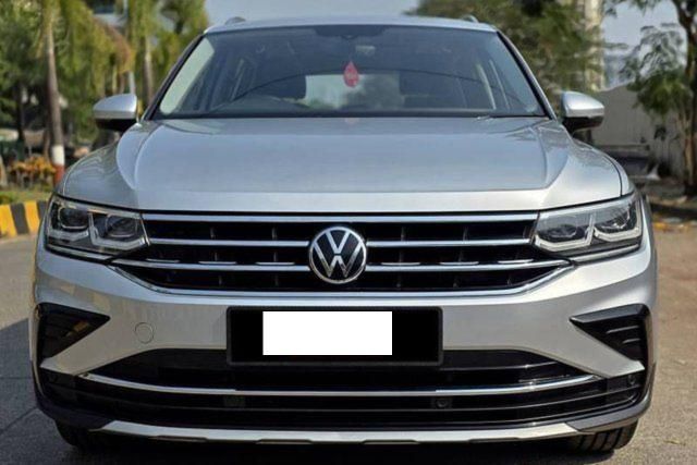 Second-hand 2022 Volkswagen Tiguan 2.0 TSI एलिगेंस बीएस6 for sale in Mumbai