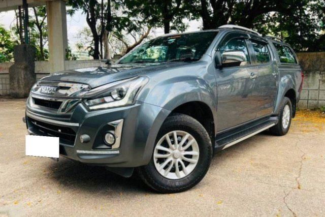 Second-hand 2024 Isuzu S-CAB Z 4x2 MT for sale in Mumbai