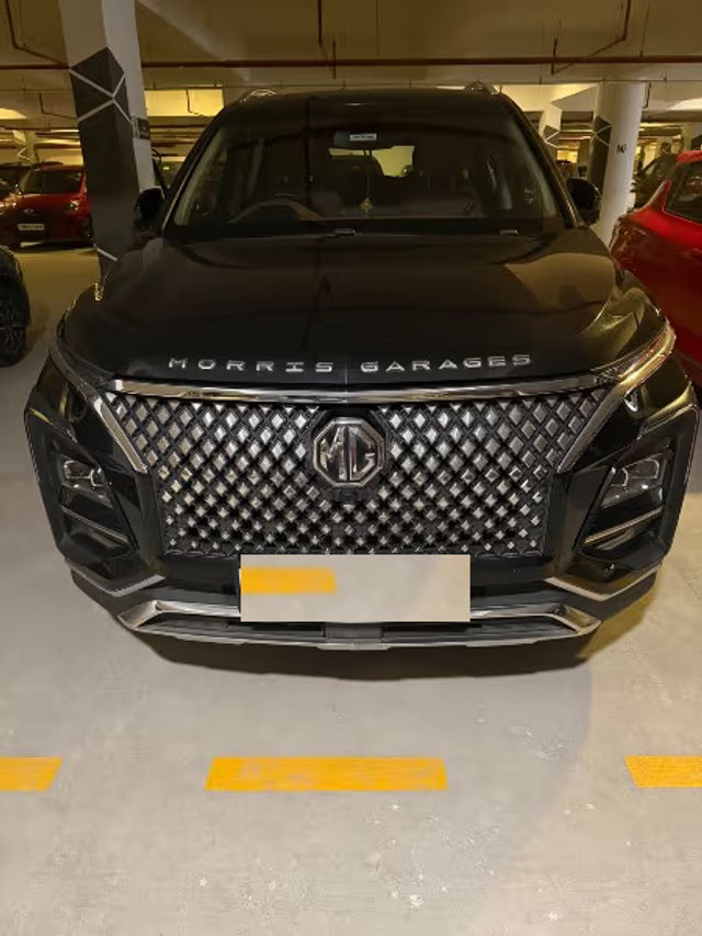 MG Hector Plus 2.0 Sharp Pro डीजल बीएस6 Second-hand 2023 MG Hector Plus 2.0 Sharp Pro डीजल बीएस6 for sale in Chennai