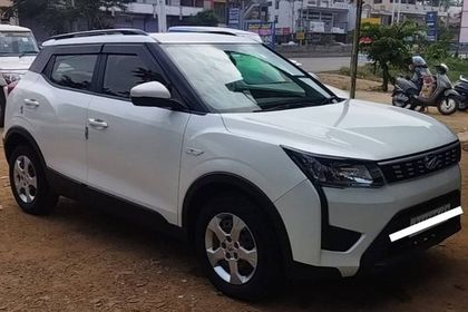 2020 महिंद्रा एक्सयूवी300 W6 Diesel BSVI