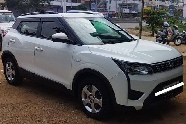 Second-hand 2020 Mahindra XUV300 W6 Diesel BSVI for sale in Bangalore