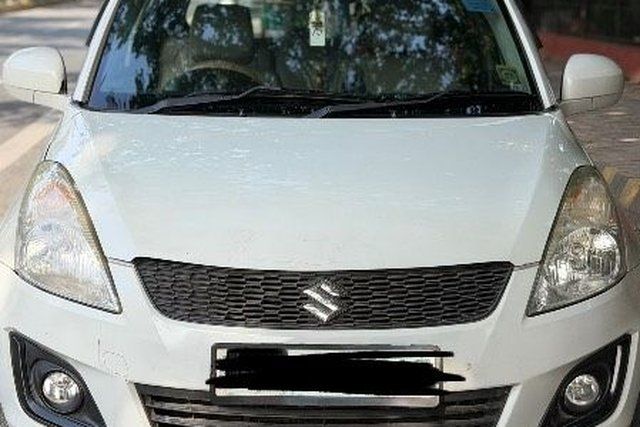 Second-hand 2015 Maruti Suzuki Swift एलएक्सआई ऑप्शन for sale in New Delhi
