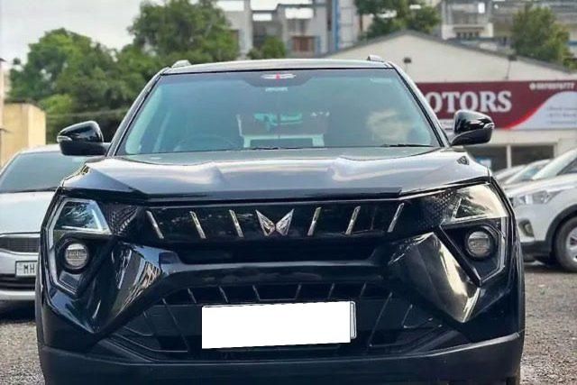 Mahindra XUV 3XO एएक्स5 डीजल Second-hand 2024 Mahindra XUV 3XO एएक्स5 डीजल for sale in Nashik