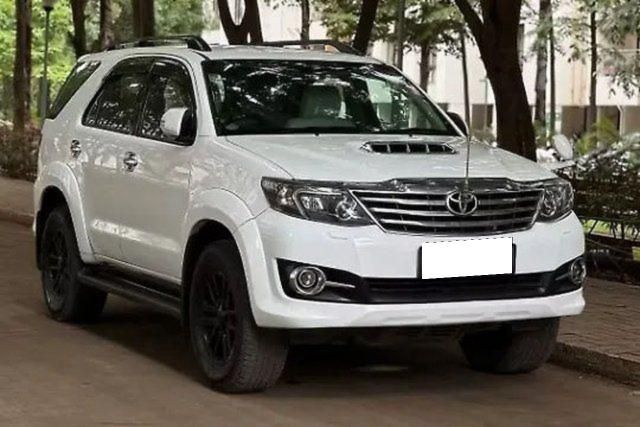 Toyota Fortuner 4x2 Manual Second-hand 2015 Toyota Fortuner 4x2 Manual for sale in Nashik
