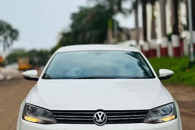 Volkswagen Jetta 2.0L TDI Highline Second-hand 2012 Volkswagen Jetta 2.0L TDI Highline for sale in Nashik