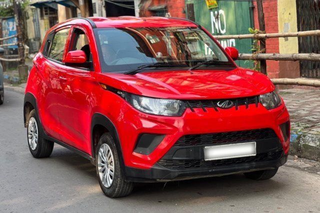 Mahindra KUV 100 NXT G80 K4 Plus Second-hand 2019 Mahindra KUV 100 NXT G80 K4 Plus for sale in Kolkata