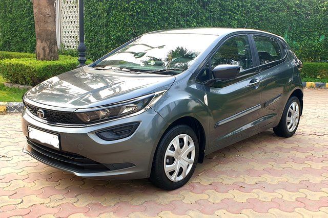 Tata Altroz एक्सएम प्लस सीएनजी Second-hand 2024 Tata Altroz एक्सएम प्लस सीएनजी for sale in Ghaziabad