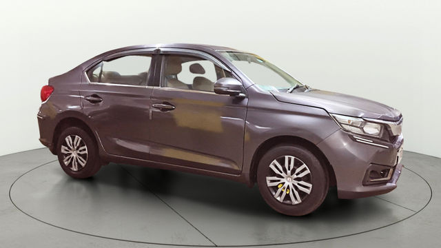 Honda Amaze एस रेनफोर्स्ड पेट्रोल Second-hand 2020 Honda Amaze एस रेनफोर्स्ड पेट्रोल for sale in Surat