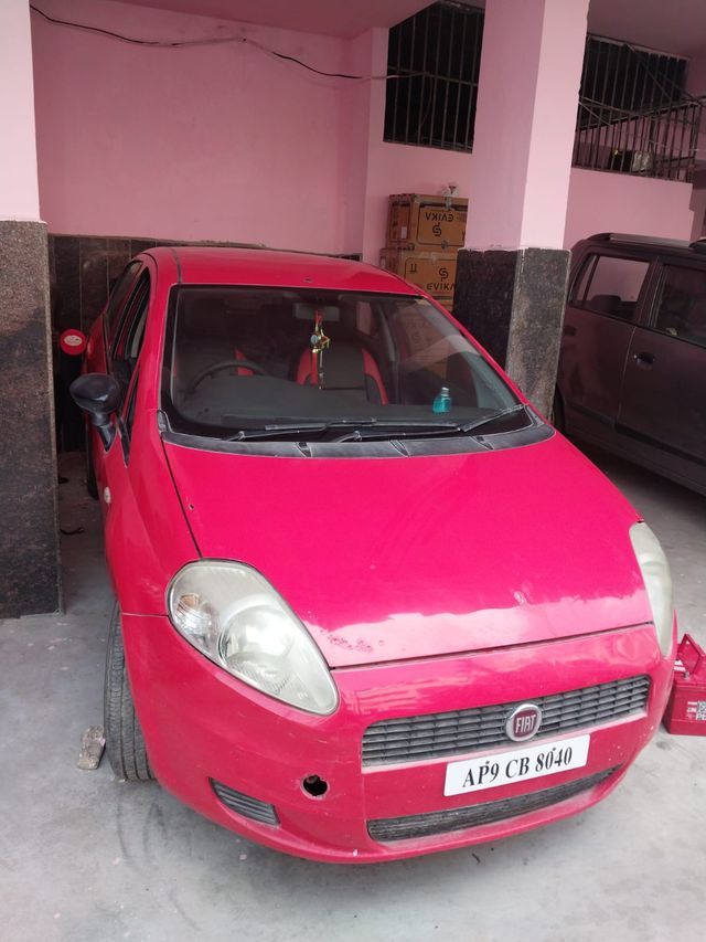 Fiat Grande Punto Active Second-hand 2010 Fiat Grande Punto Active for sale in Hyderabad