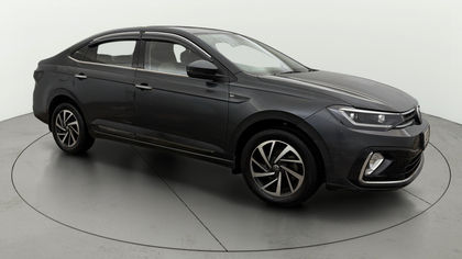 2023 Volkswagen Virtus टॉपलाइन