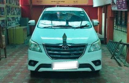 2011 Toyota Innova 2.5 जी (Diesel) 7 Seater BS III