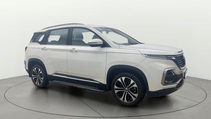 2022 एमजी हेक्टर Hybrid Sharp MT