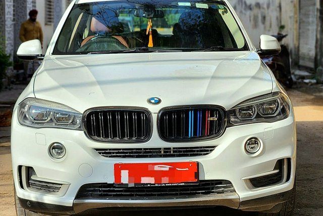 Second-hand 2016 BMW X5 xDrive 30d Design Pure Experience 5 Seater for sale in New Delhi