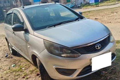 2015 Tata Bolt Revotron एक्सई