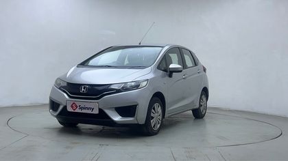 2016 Honda Jazz वी