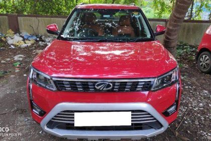 2019 महिंद्रा एक्सयूवी300 W8 AMT Diesel BSIV