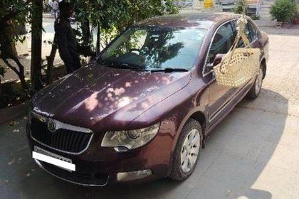 2012 Skoda Superb एलिगेंस 1.8 TSI