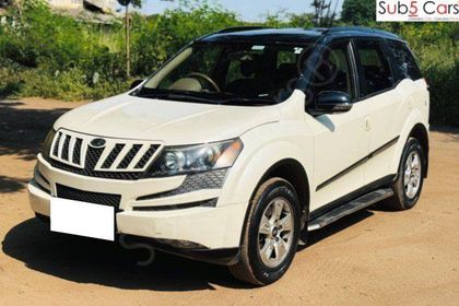 2015 Mahindra XUV500 W8 2WD