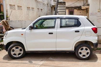2025 Maruti Suzuki S-Presso VXI (O)