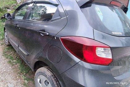 2023 Tata Tiago एक्सटी ऑप्शन
