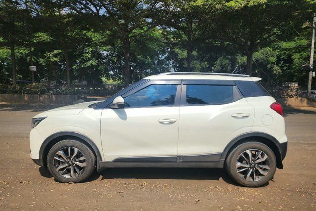 Mahindra XUV300 W8 Diesel BSIV Second-hand 2019 Mahindra XUV300 W8 Diesel BSIV for sale in Nashik