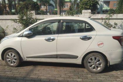 2015 Hyundai Xcent 1.2 कप्पा एस रेनफोर्स्ड ऑप्शन