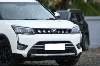 2022 Mahindra XUV300 W8 डीजल बीएस6