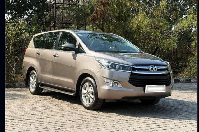 Toyota Innova Crysta 2.4 वीएक्स MT बीएस4 Second-hand 2019 Toyota Innova Crysta 2.4 वीएक्स MT बीएस4 for sale in New Delhi