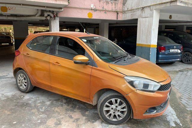 Tata Tiago 1.05 Revotorq XZ Second-hand 2017 Tata Tiago 1.05 Revotorq XZ for sale in Ghaziabad