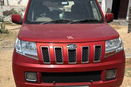 2017 Mahindra TUV 300 T8